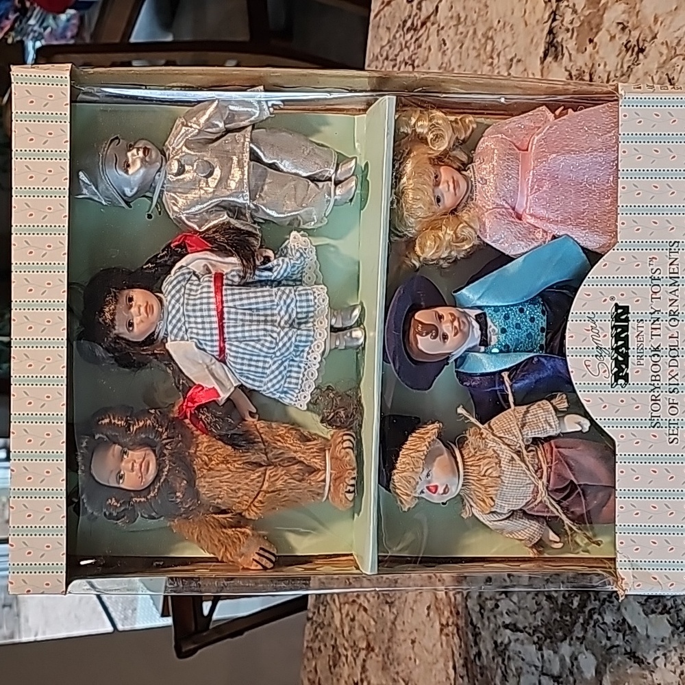 Seymour Mann Story Book Tiny Tots Wizard of Oz Dolls 6 Doll Ornaments
